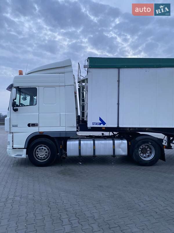 Зерновоз - напівпричіп STAS S3 2002 в Вінниці