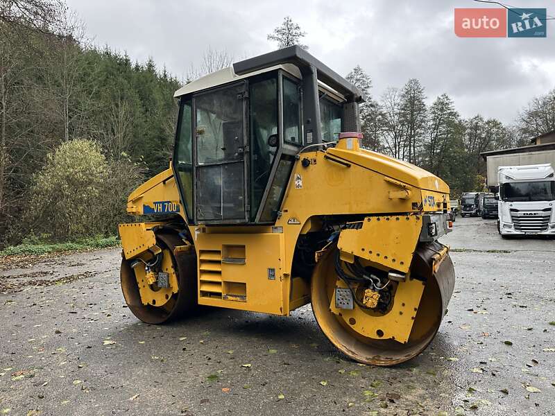 Дорожный каток Stavostroj VH-950 2000 в Хусте