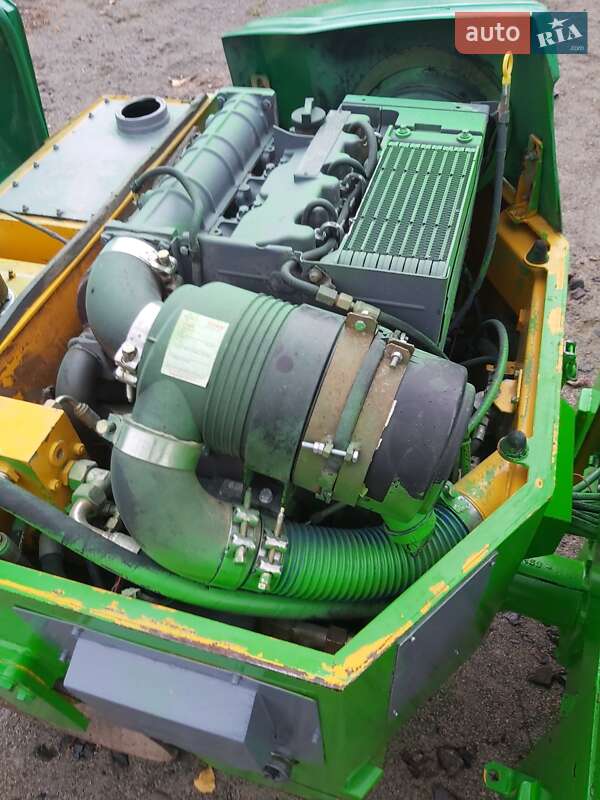 Дорожній каток Stavostroj VSH-300 2001 в Виноградові