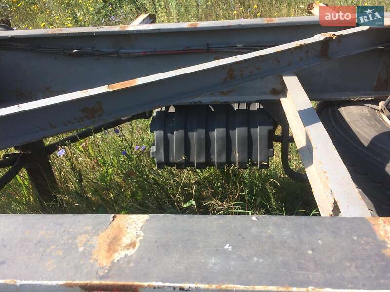 Контейнеровоз напівпричіп Stevens T552 1994 в Вінниці