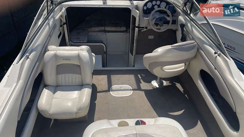 Катер Stingray 220 CS 2004 в Києві