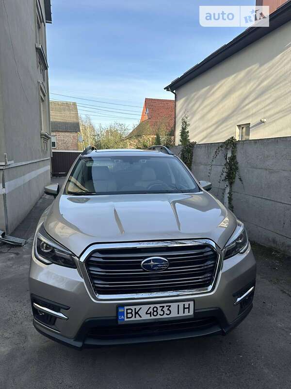 Внедорожник / Кроссовер Subaru Ascent 2019 в Ровно