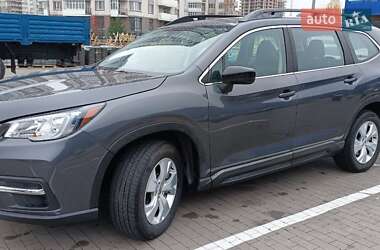 Позашляховик / Кросовер Subaru Ascent 2018 в Києві