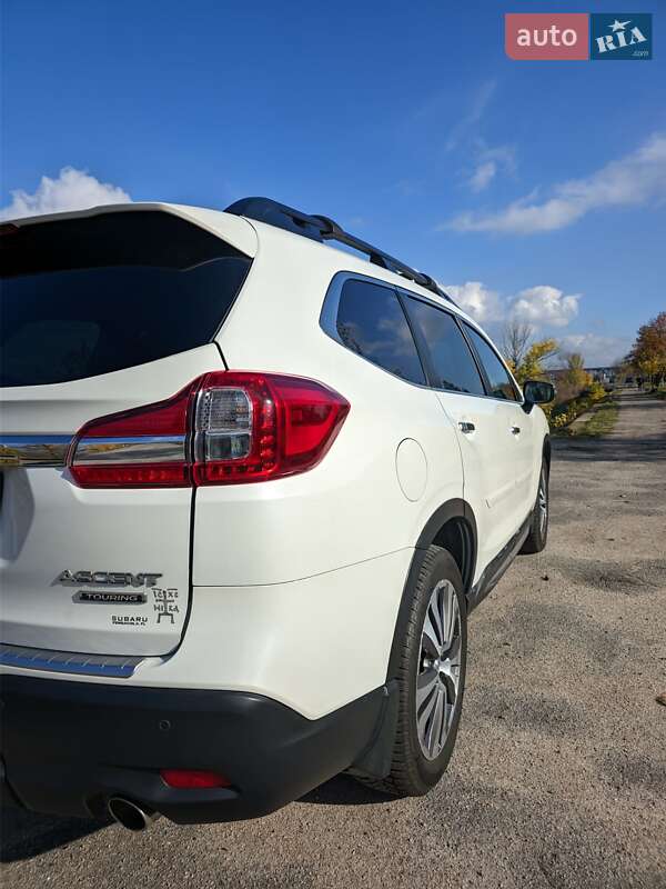 Внедорожник / Кроссовер Subaru Ascent 2020 в Днепре