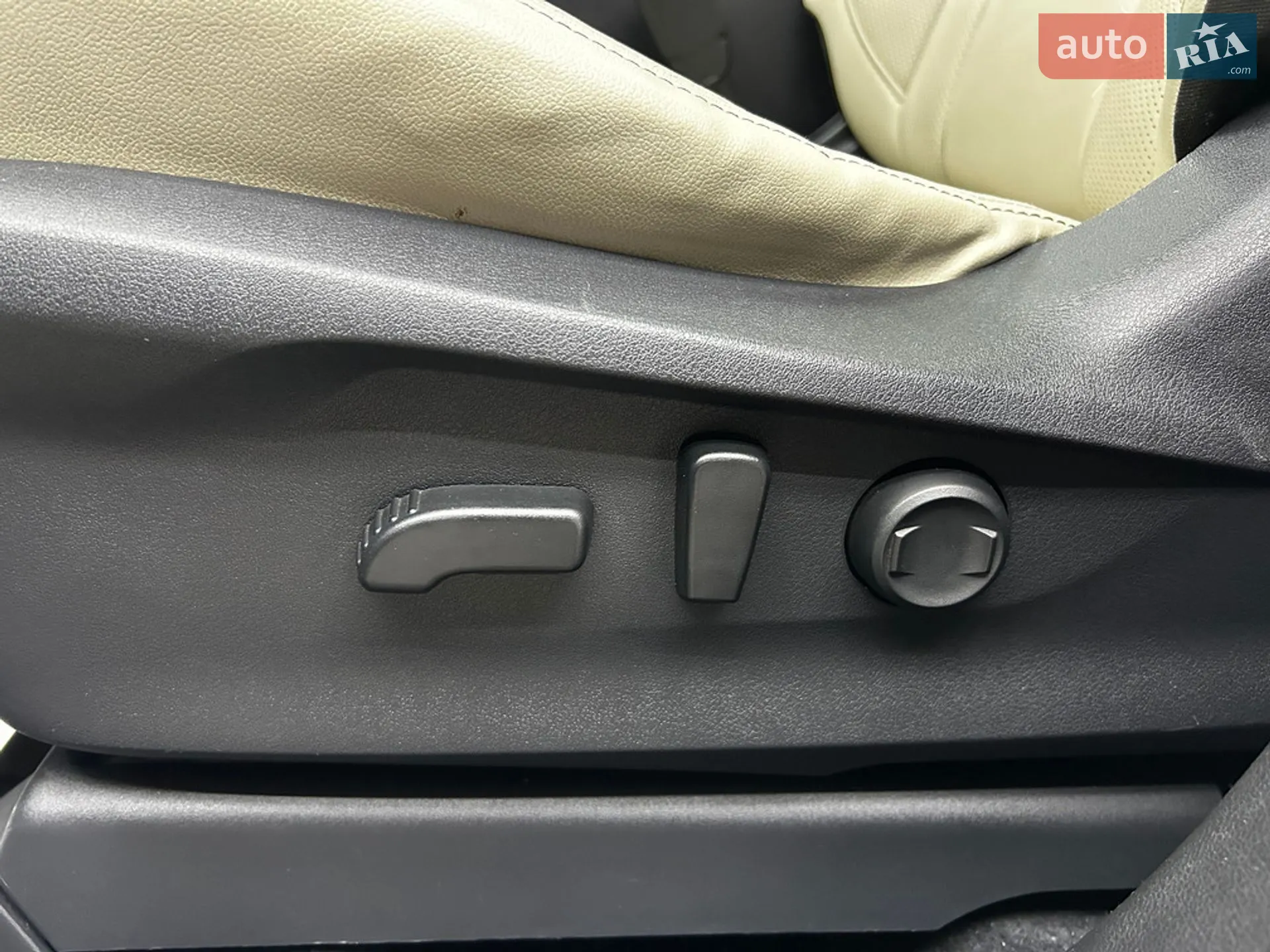 2019 Subaru Ascent - мініатюра 13