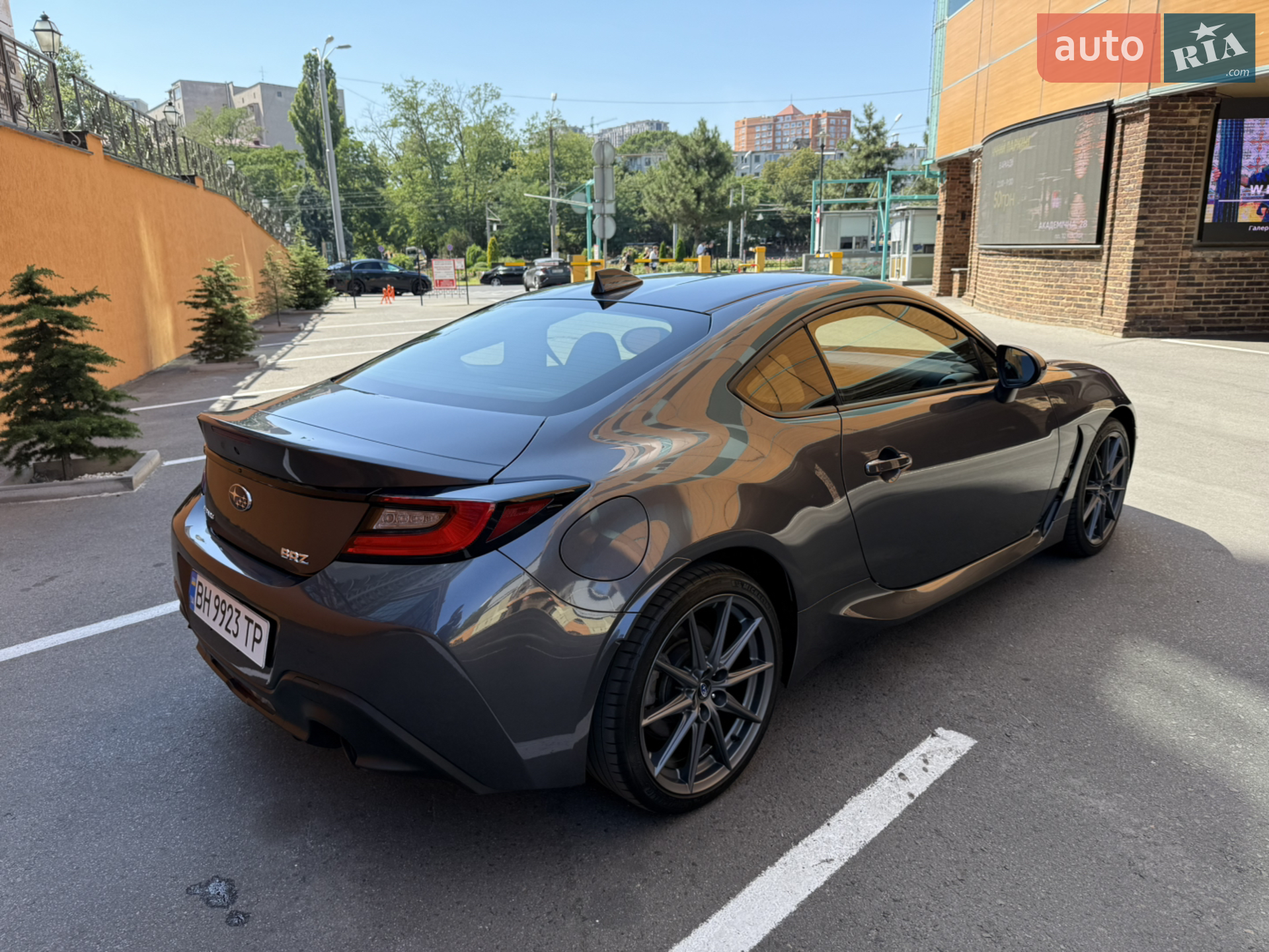 2022 Subaru BRZ - мініатюра 8