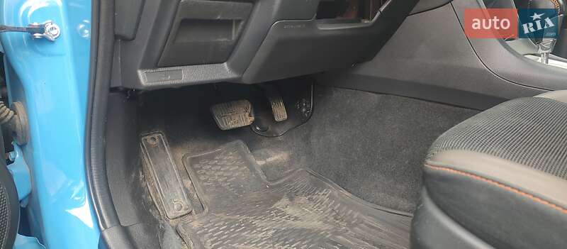 Позашляховик / Кросовер Subaru Crosstrek 2016 в Полтаві