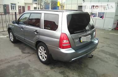 Позашляховик / Кросовер Subaru Forester 2005 в  фото 4 Позашляховик / Кросовер Subaru Forester 2005 в