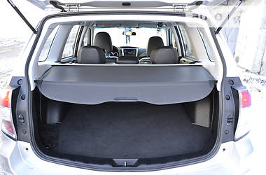 Внедорожник / Кроссовер Subaru Forester 2011 в 