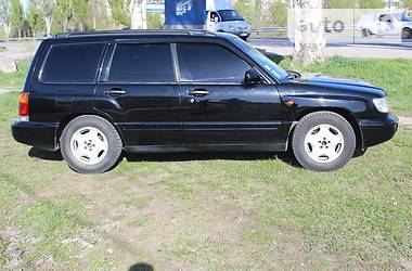 Внедорожник / Кроссовер Subaru Forester 1997 в Днепре