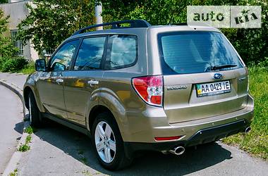 Позашляховик / Кросовер Subaru Forester 2008 в Києві