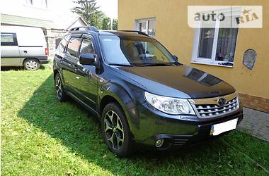 Внедорожник / Кроссовер Subaru Forester 2011 в Бродах