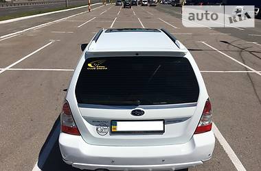 Позашляховик / Кросовер Subaru Forester 2006 в Києві