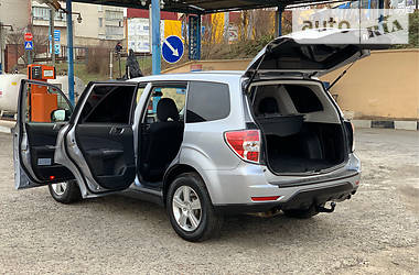 Внедорожник / Кроссовер Subaru Forester 2013 в Ровно