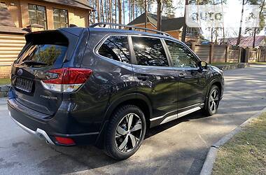 Внедорожник / Кроссовер Subaru Forester 2019 в Чернигове