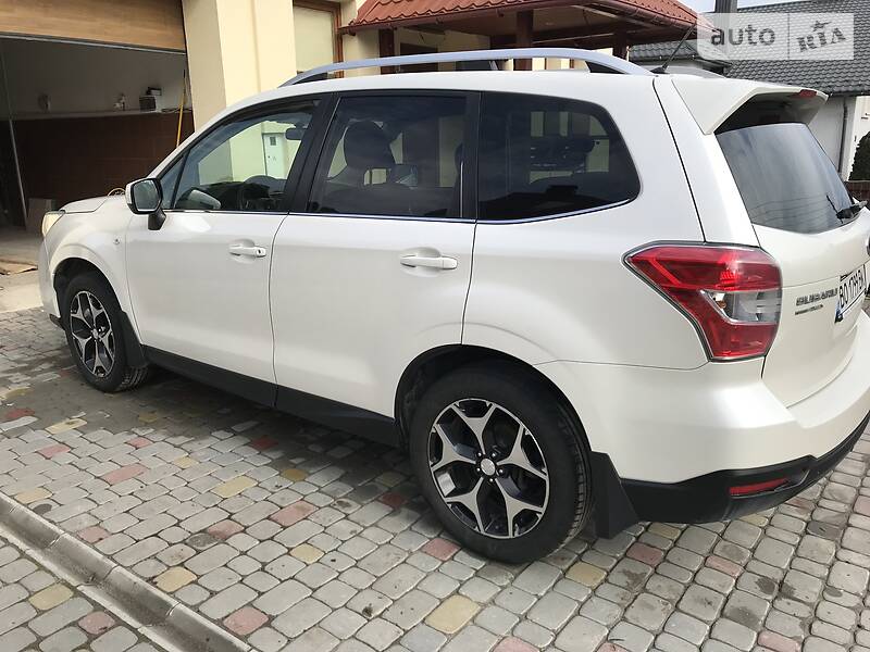 Позашляховик / Кросовер Subaru Forester 2014 в Тернополі