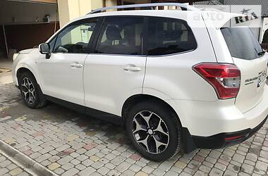 Позашляховик / Кросовер Subaru Forester 2014 в 