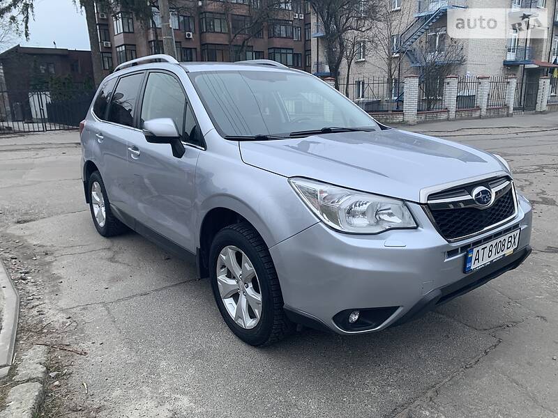 Позашляховик / Кросовер Subaru Forester 2013 в Києві