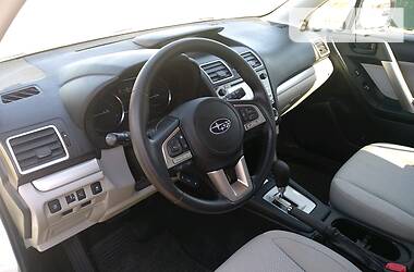 Позашляховик / Кросовер Subaru Forester 2018 в 