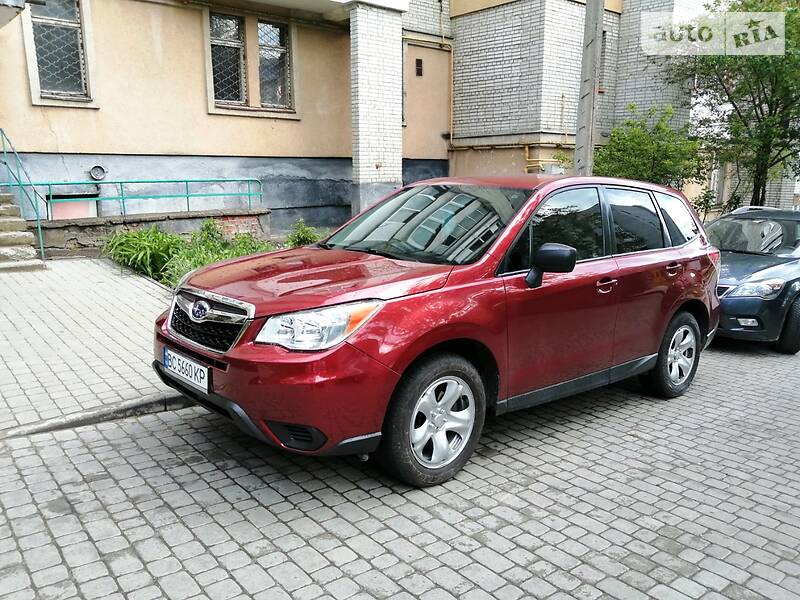 Позашляховик / Кросовер Subaru Forester 2015 в Львові