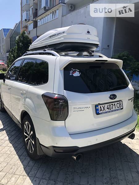 Позашляховик / Кросовер Subaru Forester 2016 в Харкові