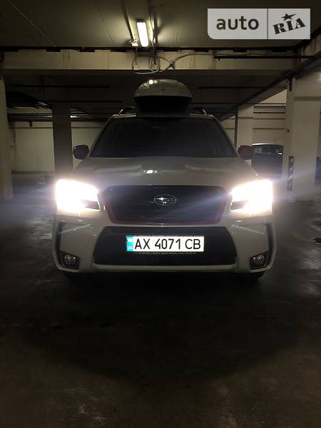Позашляховик / Кросовер Subaru Forester 2016 в Харкові