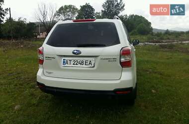 Внедорожник / Кроссовер Subaru Forester 2015 в 