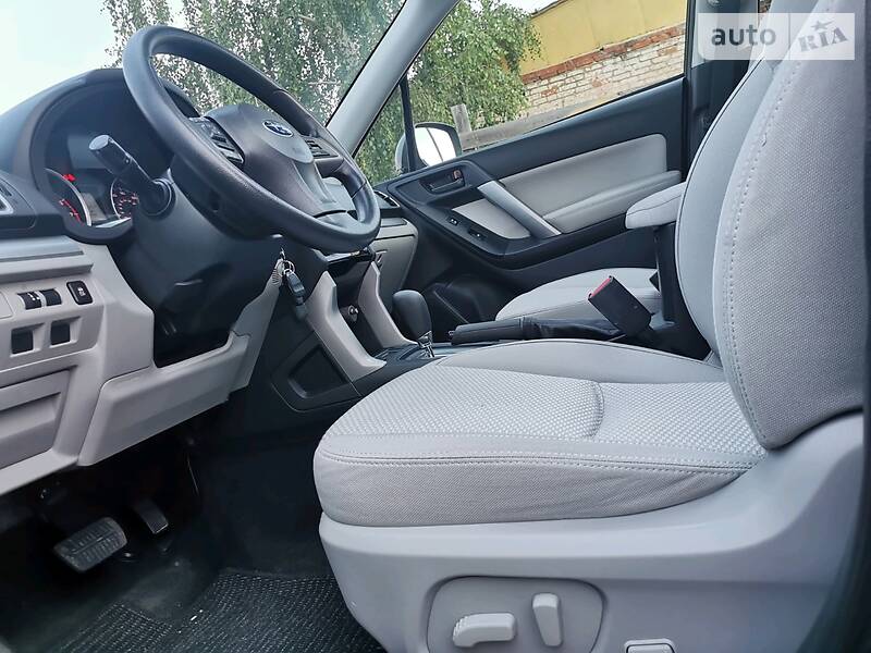 Позашляховик / Кросовер Subaru Forester 2015 в Броварах