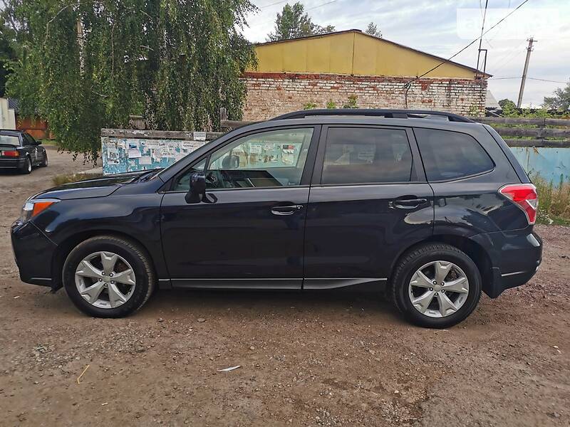 Позашляховик / Кросовер Subaru Forester 2015 в Броварах