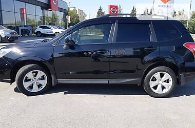 Позашляховик / Кросовер Subaru Forester 2015 в 