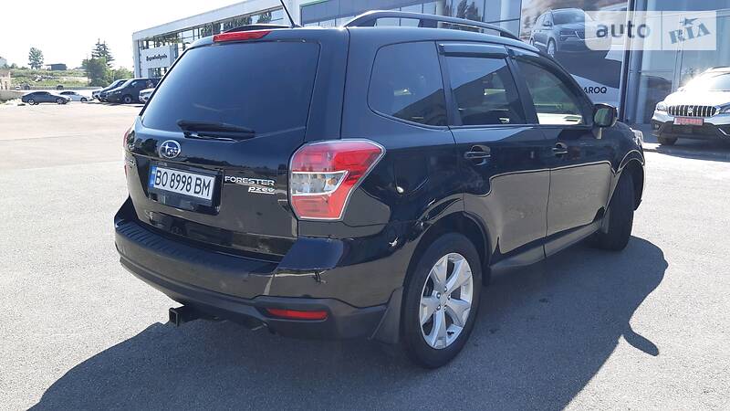 Позашляховик / Кросовер Subaru Forester 2015 в Тернополі
