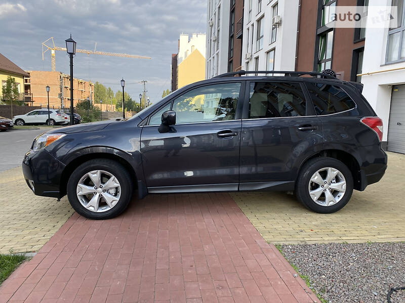 Позашляховик / Кросовер Subaru Forester 2014 в Києві