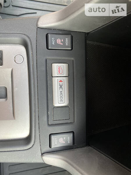 Позашляховик / Кросовер Subaru Forester 2014 в Києві