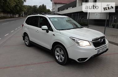 Позашляховик / Кросовер Subaru Forester 2015 в Львові