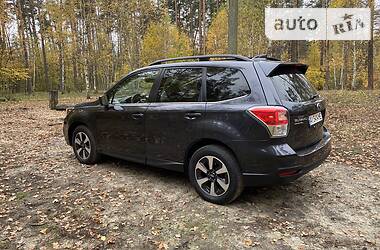 Внедорожник / Кроссовер Subaru Forester 2016 в Киеве