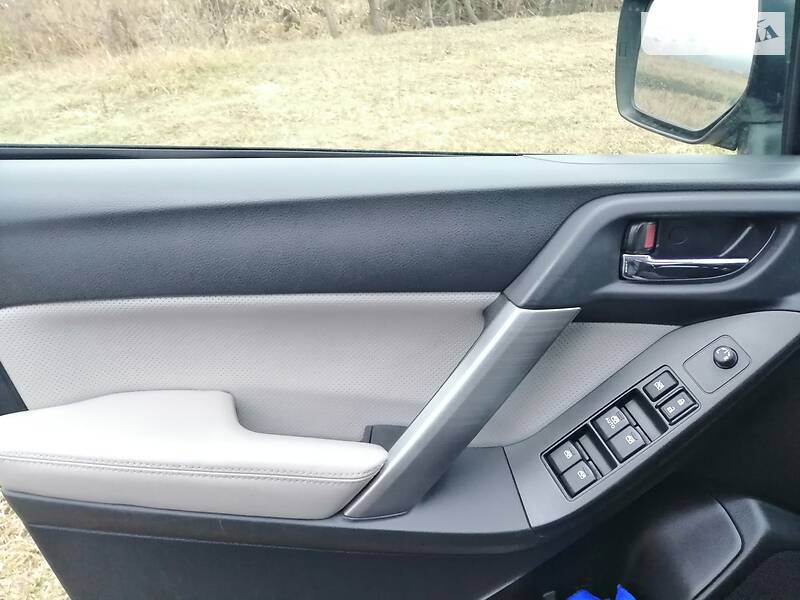 Внедорожник / Кроссовер Subaru Forester 2014 в Харькове