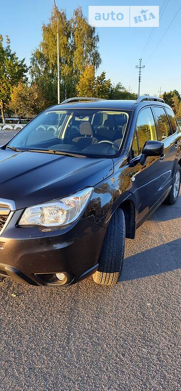 Позашляховик / Кросовер Subaru Forester 2013 в Вараші