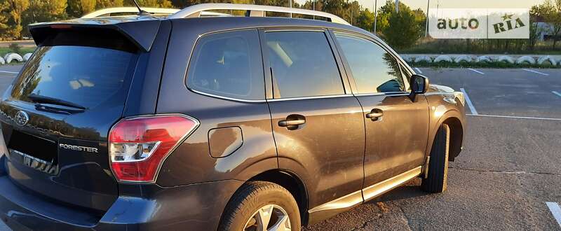 Позашляховик / Кросовер Subaru Forester 2013 в Вараші