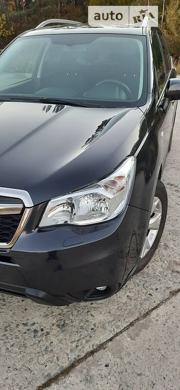 Позашляховик / Кросовер Subaru Forester 2013 в Вараші