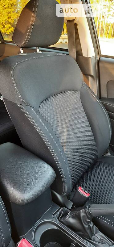 Позашляховик / Кросовер Subaru Forester 2013 в Вараші