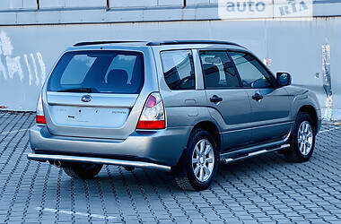 Внедорожник / Кроссовер Subaru Forester 2008 в 