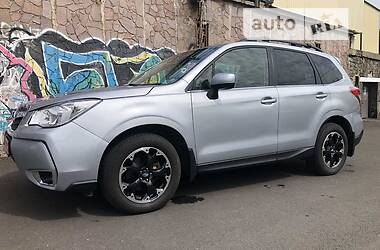 Внедорожник / Кроссовер Subaru Forester 2014 в Днепре