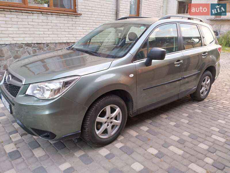 Внедорожник / Кроссовер Subaru Forester 2013 в Ходорове