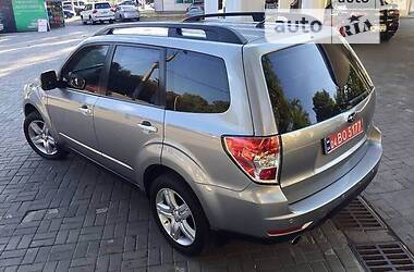 Внедорожник / Кроссовер Subaru Forester 2008 в 