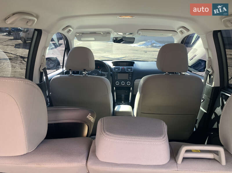 Внедорожник / Кроссовер Subaru Forester 2017 в Полтаве
