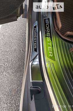 Позашляховик / Кросовер Subaru Forester 2020 в Глобиному