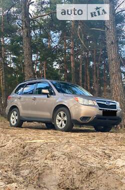 Позашляховик / Кросовер Subaru Forester 2014 в Києві