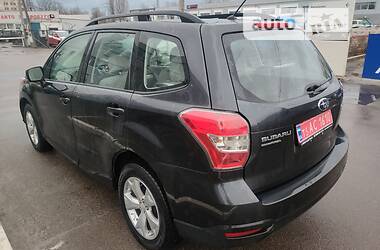 Позашляховик / Кросовер Subaru Forester 2014 в Києві