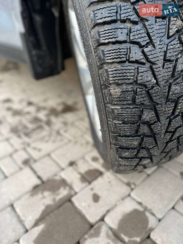 Внедорожник / Кроссовер Subaru Forester 2015 в Яворове