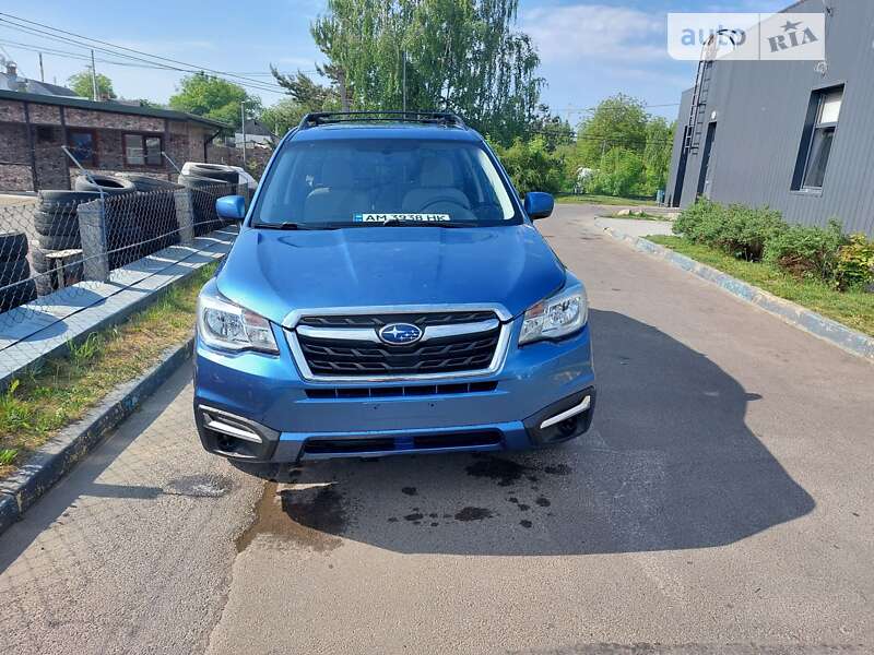 Внедорожник / Кроссовер Subaru Forester 2017 в Житомире